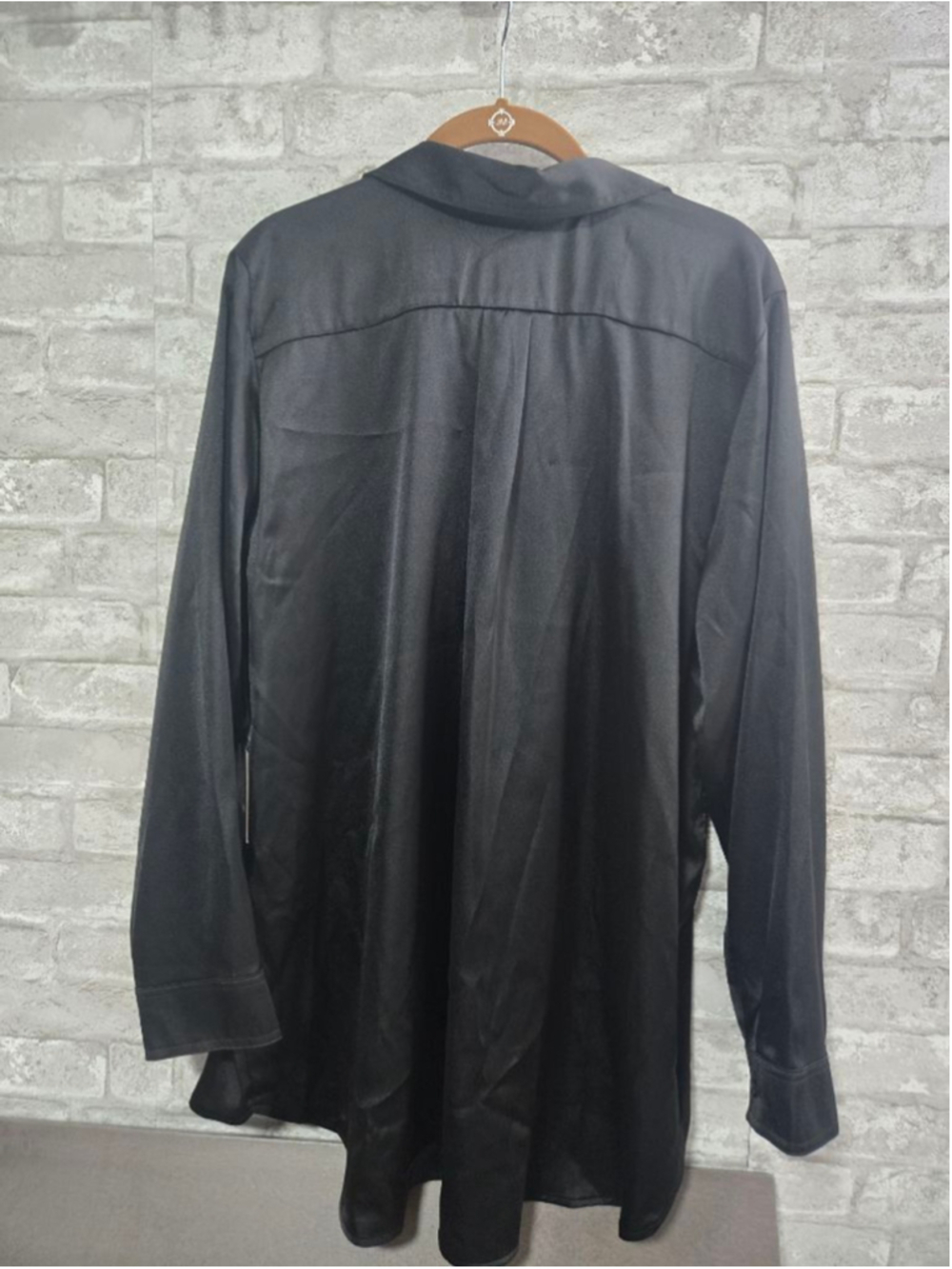 Simply Vera Vera Wang Black Button Down Shirt Plus Size XL - Picture 6 of 12